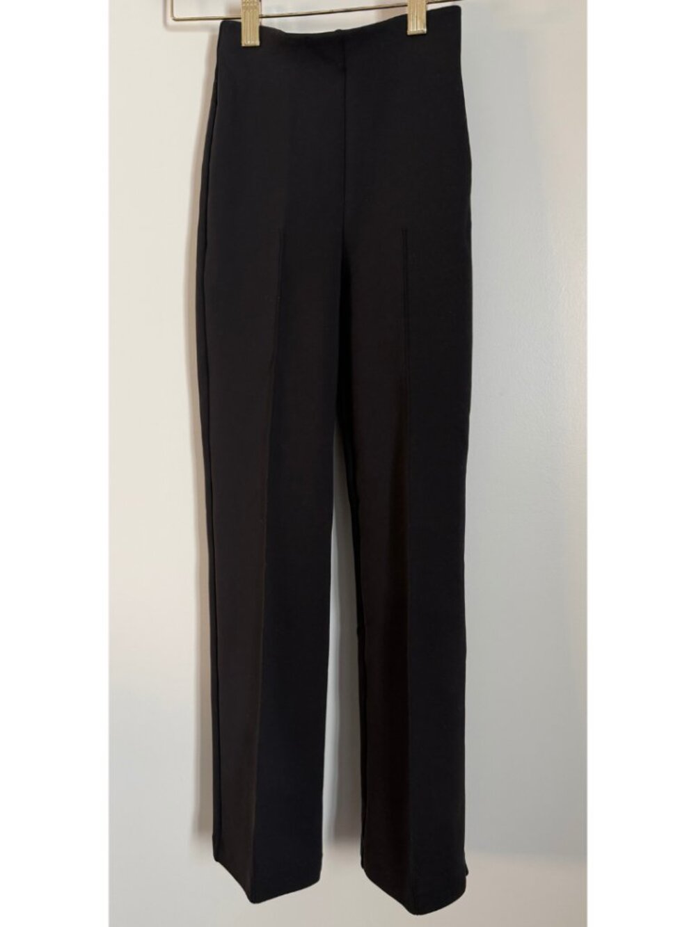 Lululemon Black Pintuck Pants Slim Straight Mid Rise Size 0 2 Cropped
